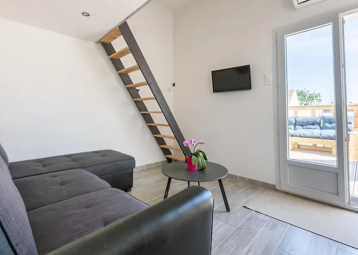 Cosy Corner Apartment